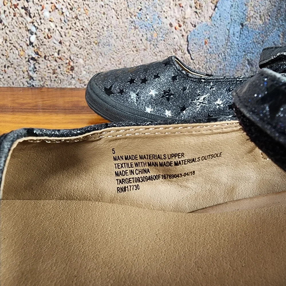 Cat & Jack Girls Black Shimmery Star Dress Shoes Size 5